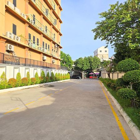 Joli Hotel بنوم بنه المظهر الخارجي الصورة