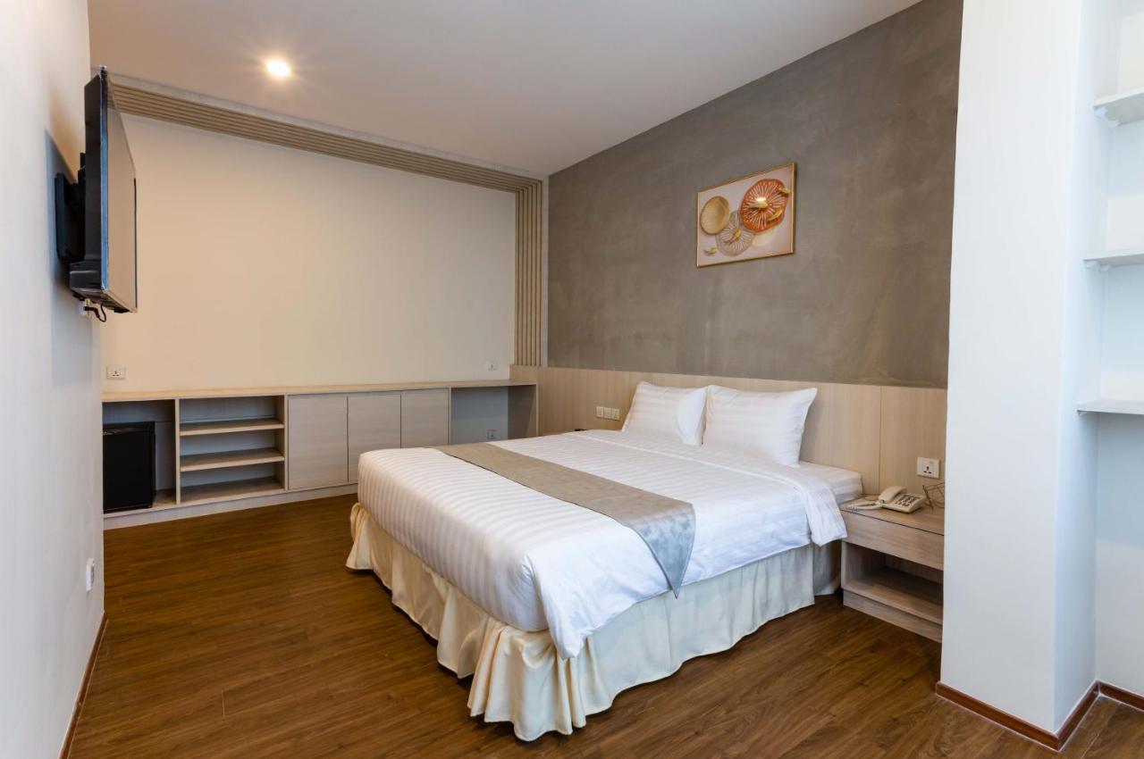 Joli Hotel بنوم بنه المظهر الخارجي الصورة