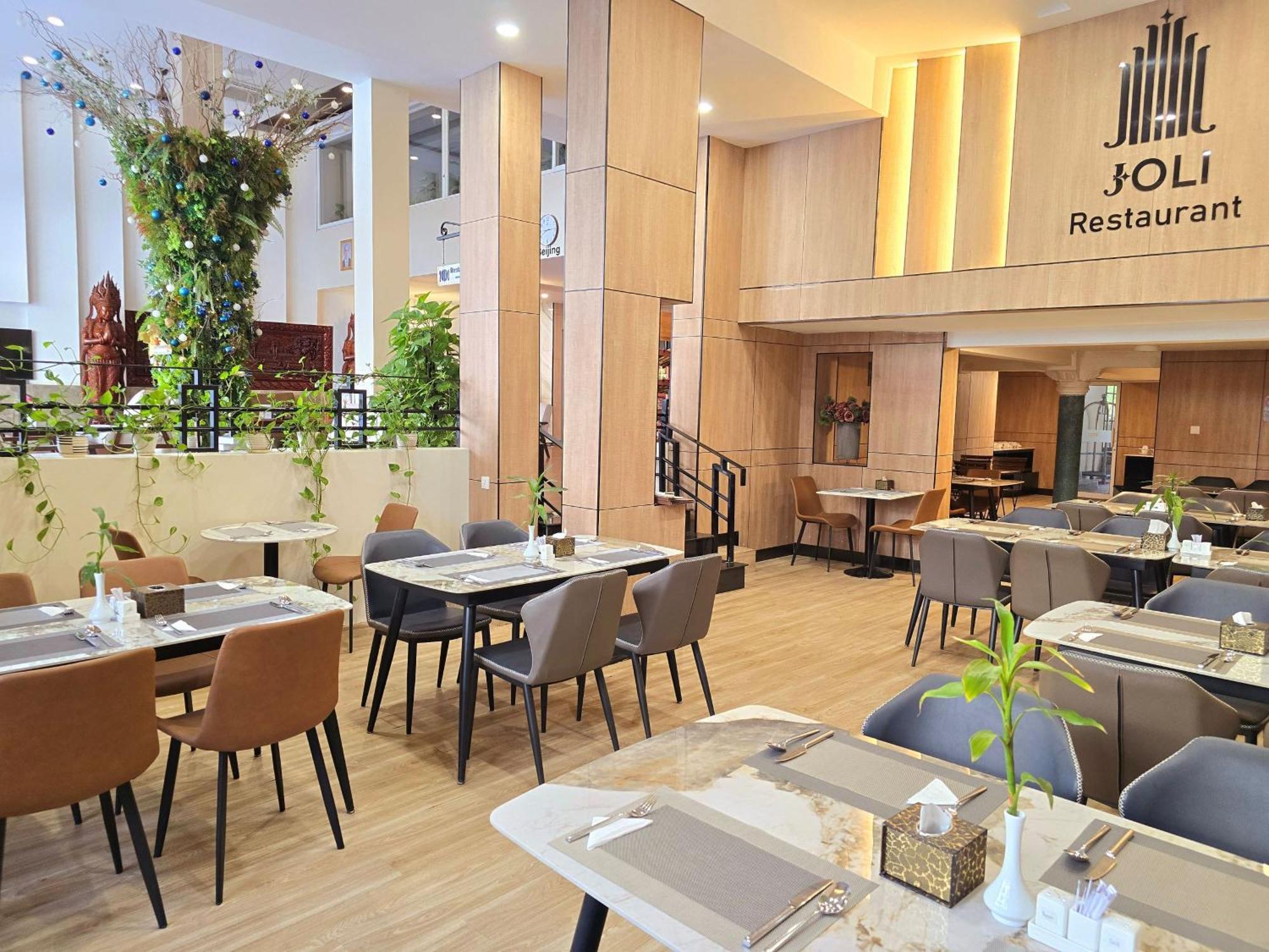 Joli Hotel بنوم بنه المظهر الخارجي الصورة